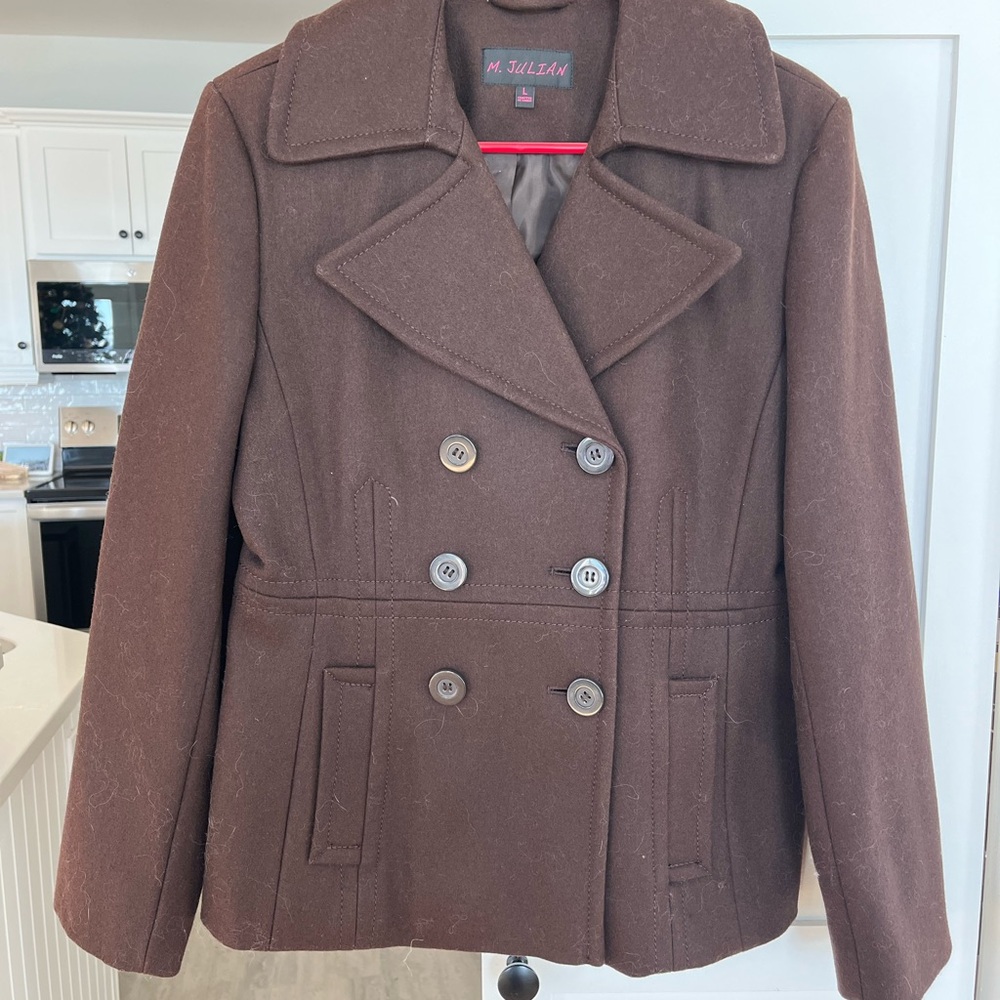Elegant Brown Double-Breasted Peacoat